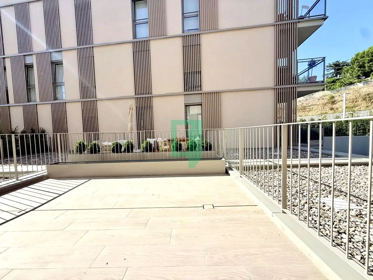 Terrasse von Wohnung zur Miete in Tiana mit Klimaanlage und Terrasse
