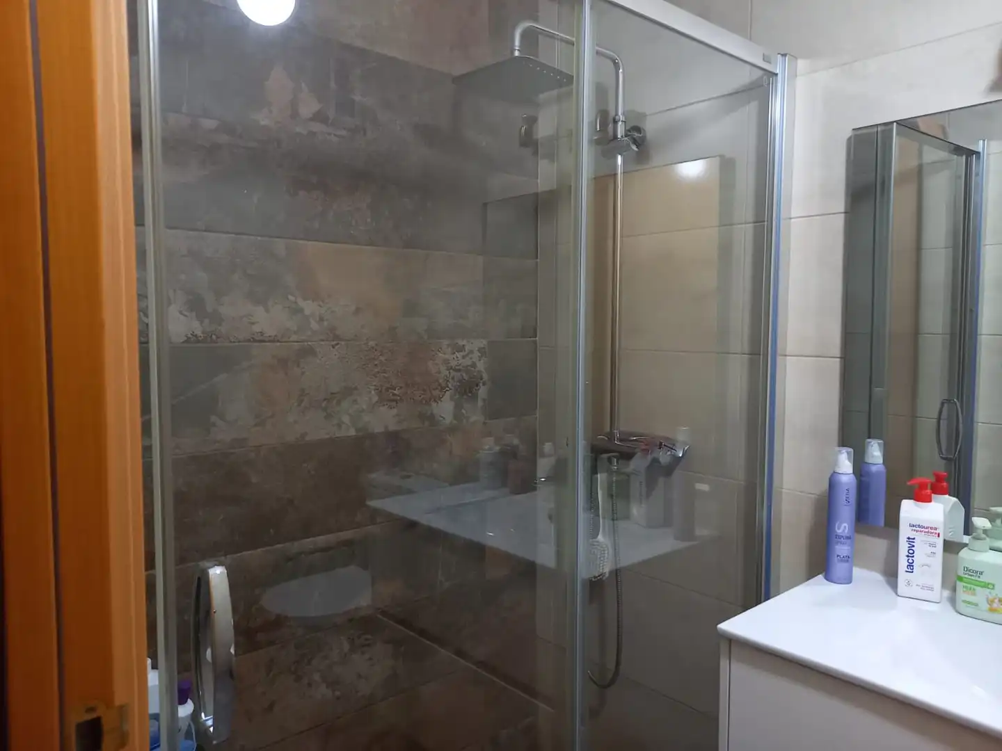 Baño de Casa adosada en venta en Esparreguera con Aire acondicionado, Calefacción y Terraza