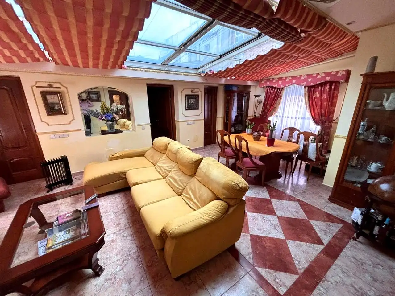 Living room of Detached homes for sale in Madrid  with Air Conditioner, Heating and Terrace