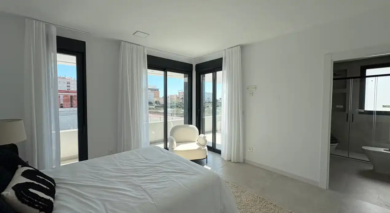 Schlafzimmer von Einfamilien-Reihenhaus zum Verkauf in Águilas mit Privatgarten, Terrasse und Schwimmbad
