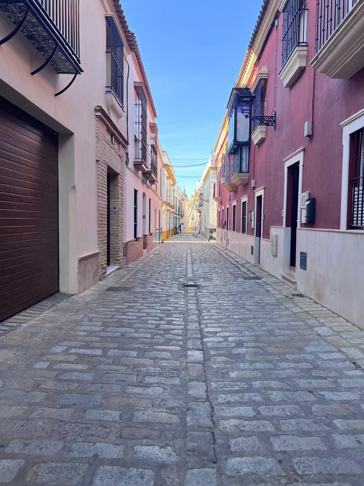 Vista exterior de Finca rústica en venda en  Sevilla Capital amb Balcó