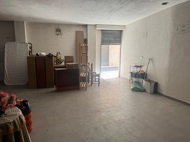 Locale commerciale in vendita a Aspe Centro