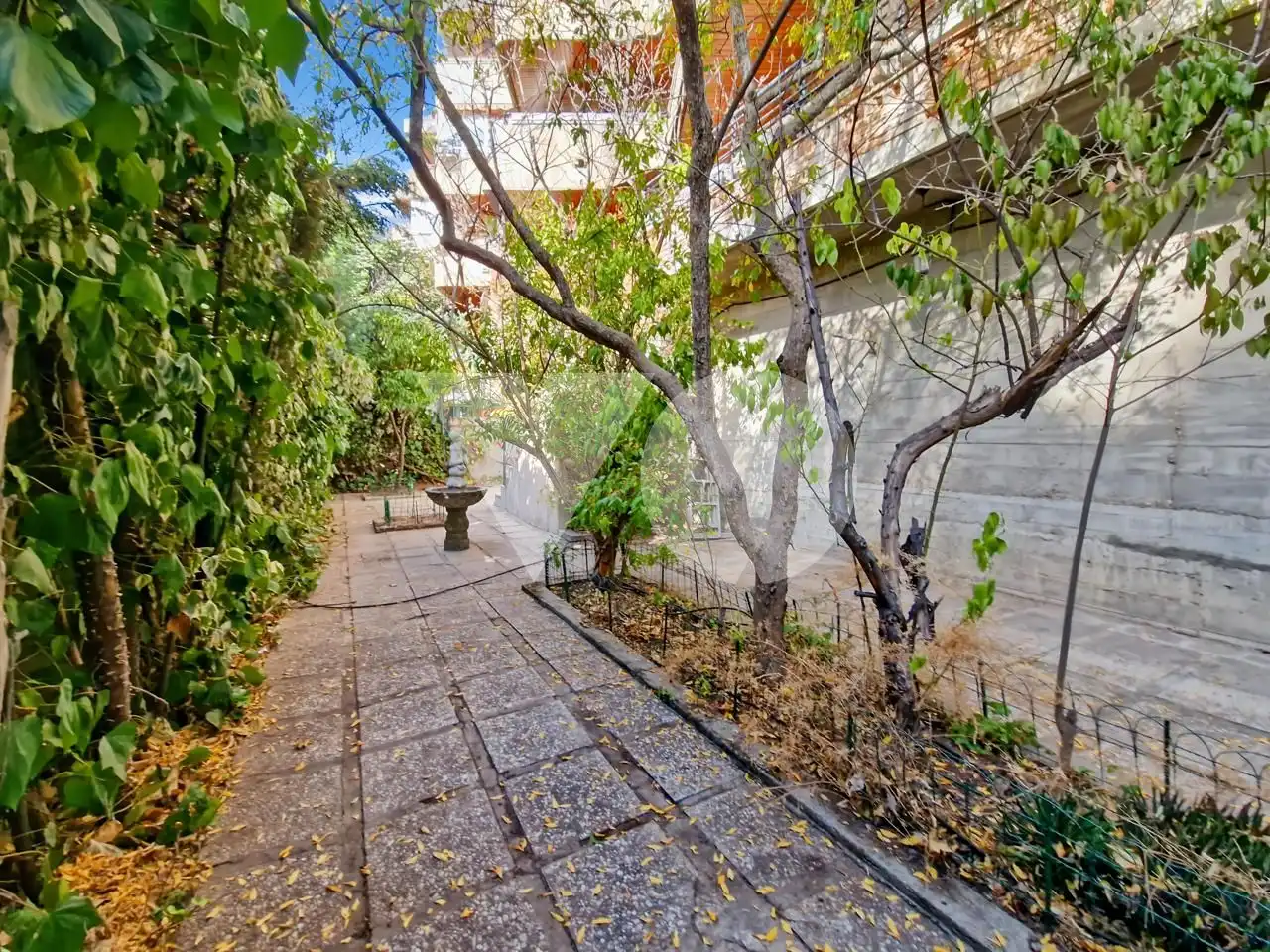 Jardín de Planta baja en venta en Madrid con Aire acondicionado, Calefacción y Parquet
