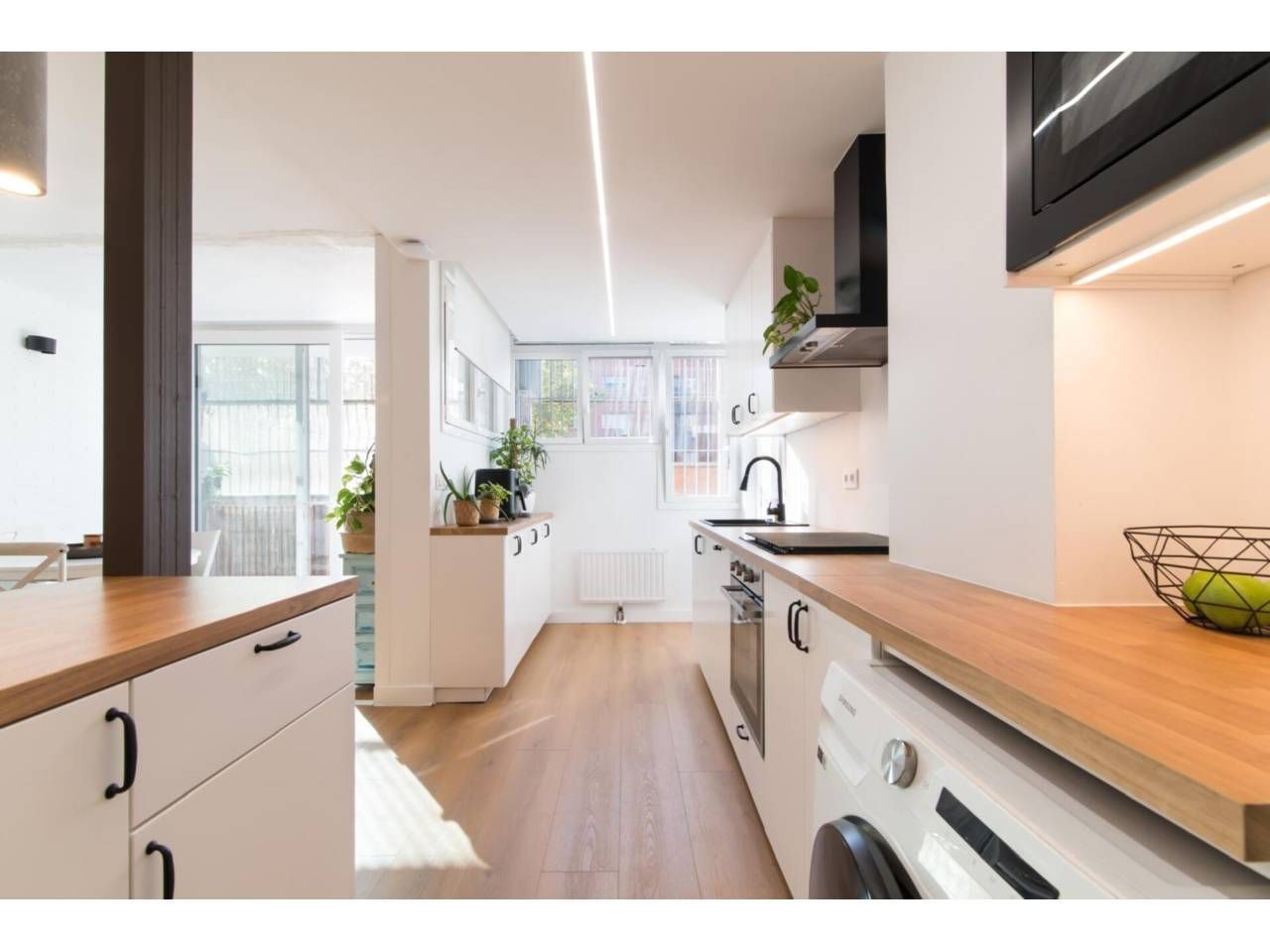 Cuina de Pis en venda en  Madrid Capital amb Aire condicionat, Calefacció i Moblat