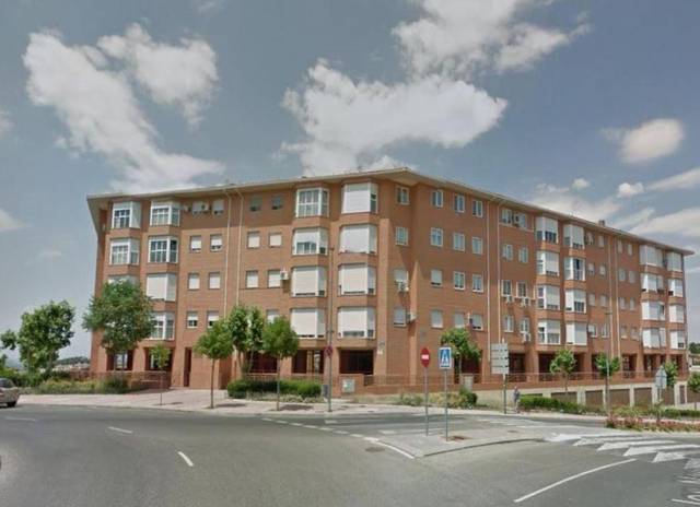 Garaje en Venta en Av del Mediterráneo en El Mirador - Grillero