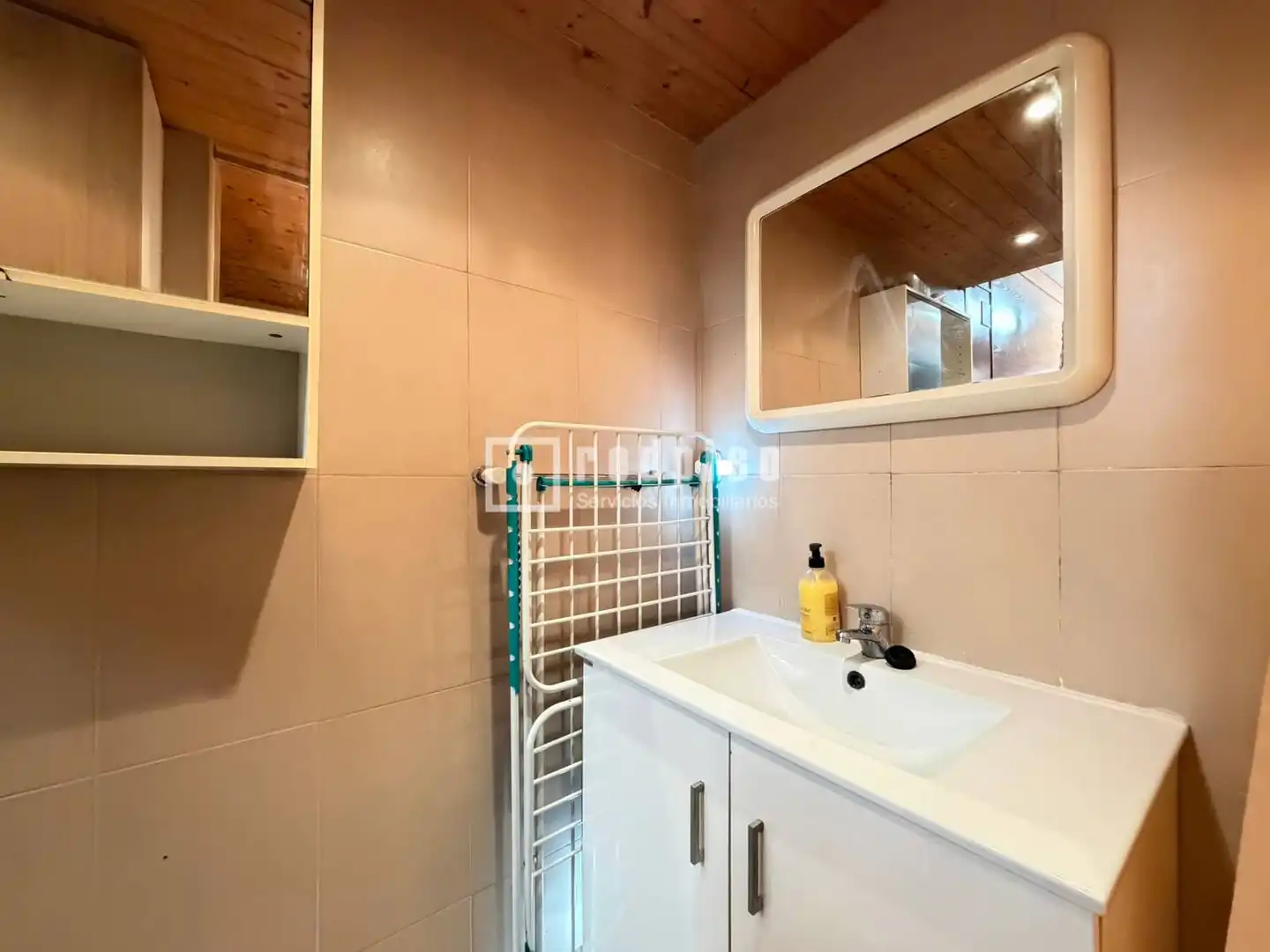 Badezimmer von Wohnung zur Miete in Madrid mit Klimaanlage, Heizung und Terrasse