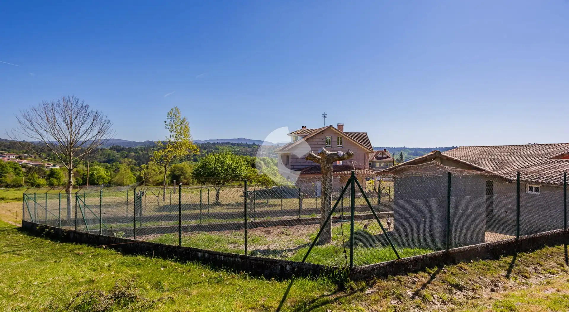 Haus oder Chalet zum Verkauf in O Carballiño   mit Privatgarten