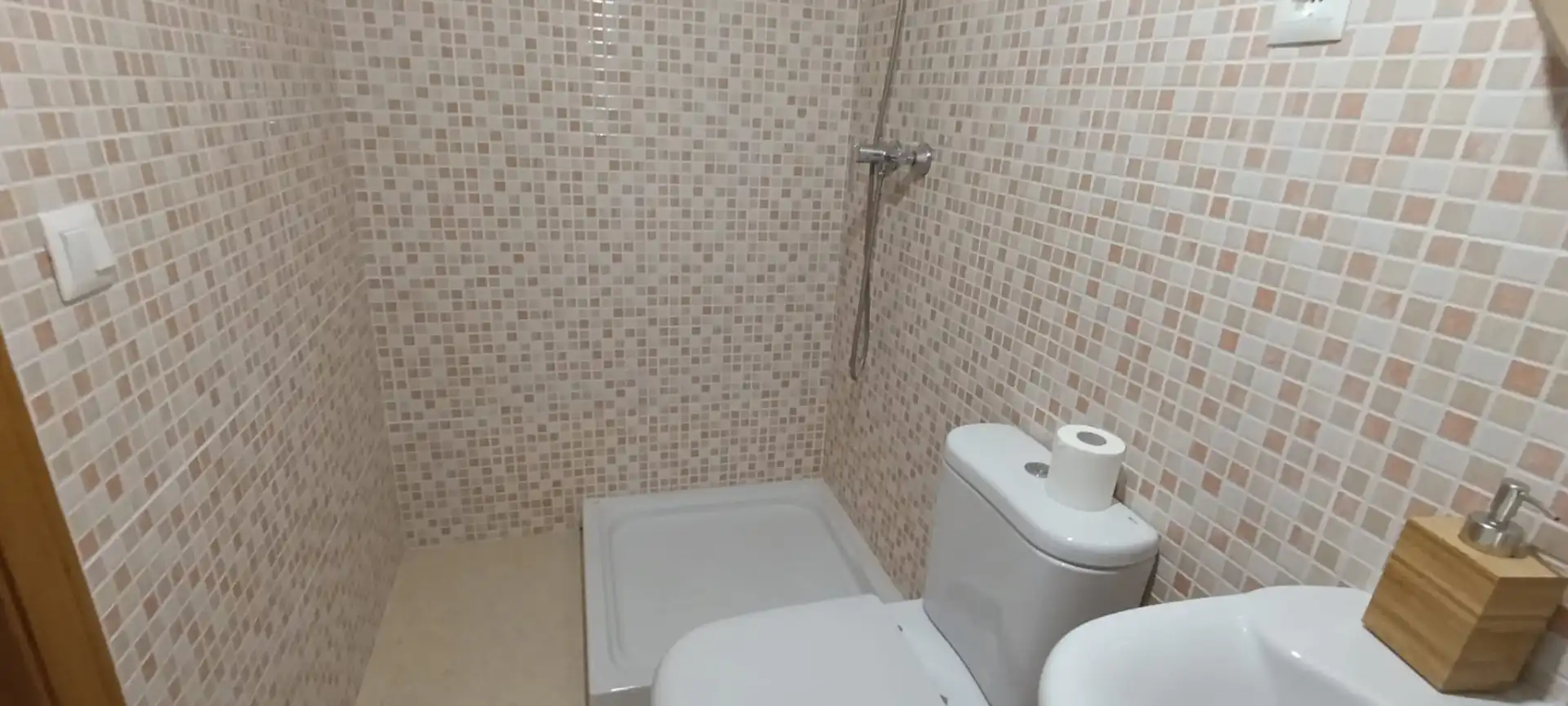 Baño de Piso en venta en Pedro Muñoz con Calefacción, Trastero y Amueblado