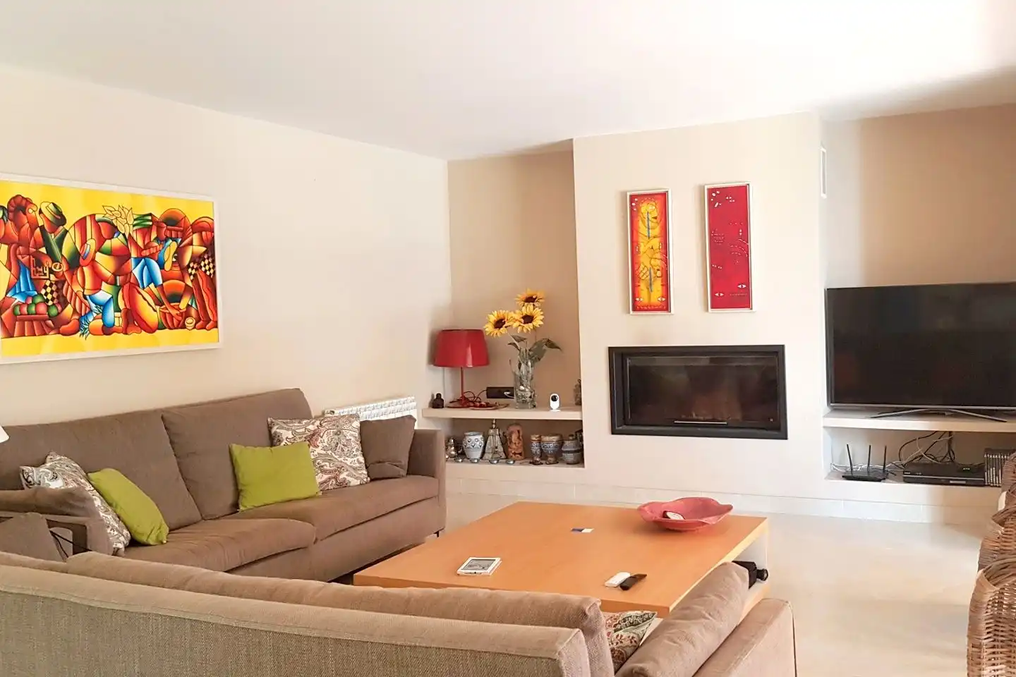 Sala d'estar de Casa o xalet en venda en L'Ametlla de Mar  amb Aire condicionat, Jardí privat i Terrassa
