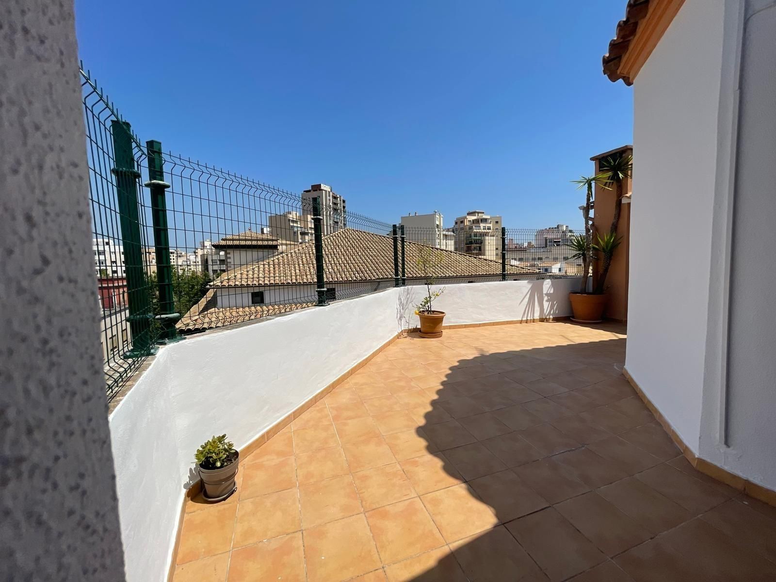 Terrassa de Pis de lloguer en  Palma de Mallorca amb Aire condicionat, Calefacció i Parquet