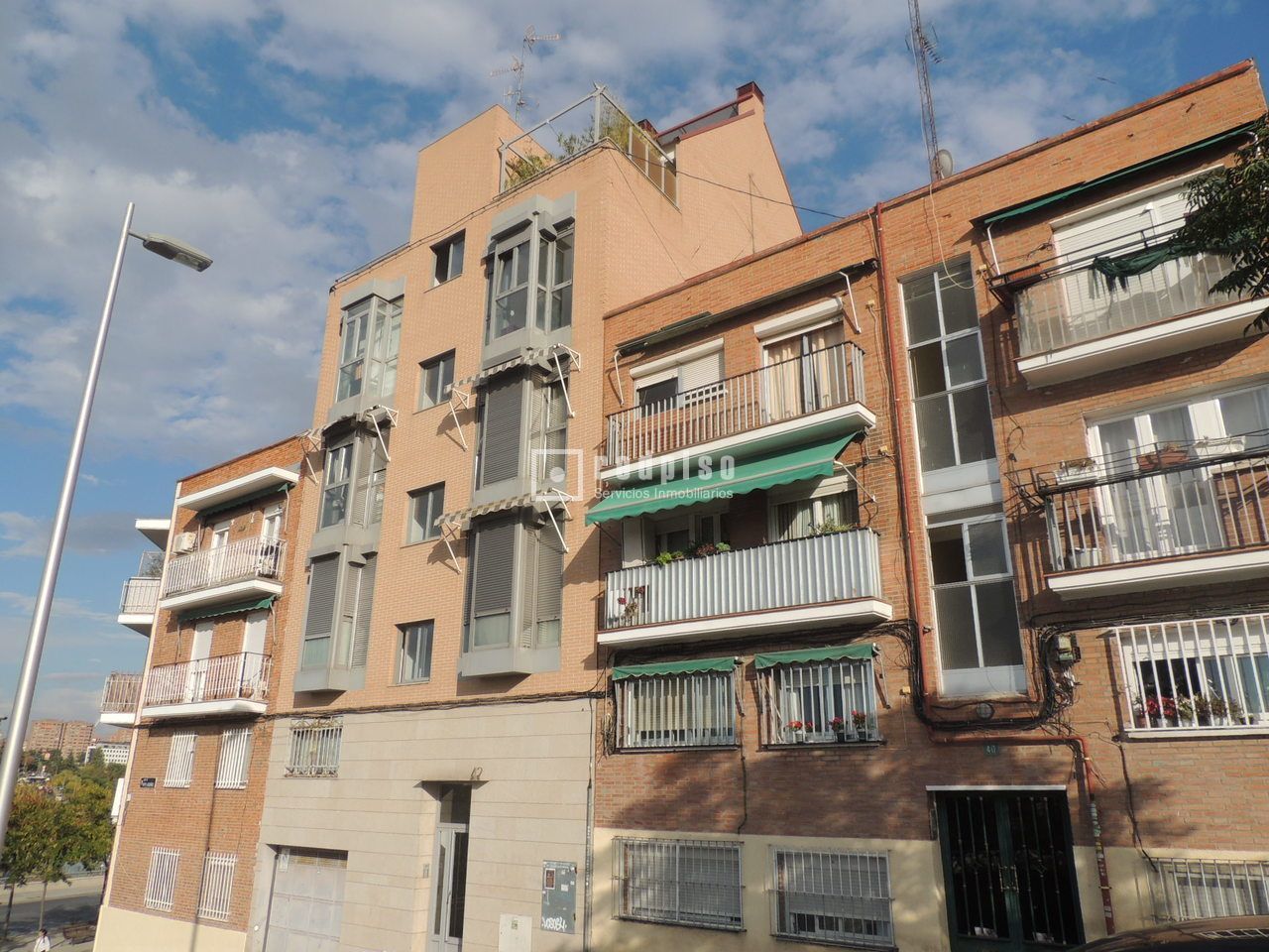 Exterior view of Flat for sale in  Madrid Capital  with Heating, Parquet flooring and Terrace