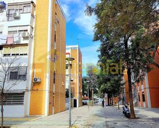 Vista exterior de Pis en venda en  Sevilla Capital amb Terrassa