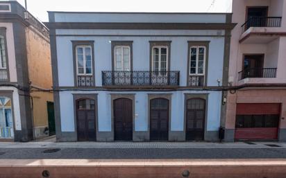 Vista exterior de Casa o xalet en venda en Las Palmas de Gran Canaria amb Terrassa