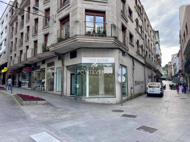 Local comercial en Alquiler en Jaime Janer en Marín