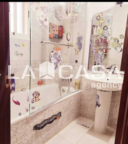 Piso en Venta en Colores -  Entreparques