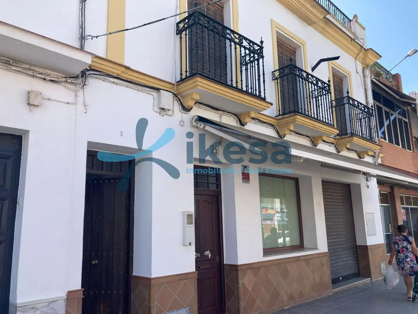 Vista exterior de Dúplex en venta en Lora del Río