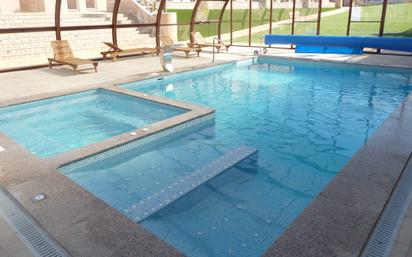 Swimming pool of Duplex to rent in Torrevieja  with Air Conditioner, Terrace and Balcony