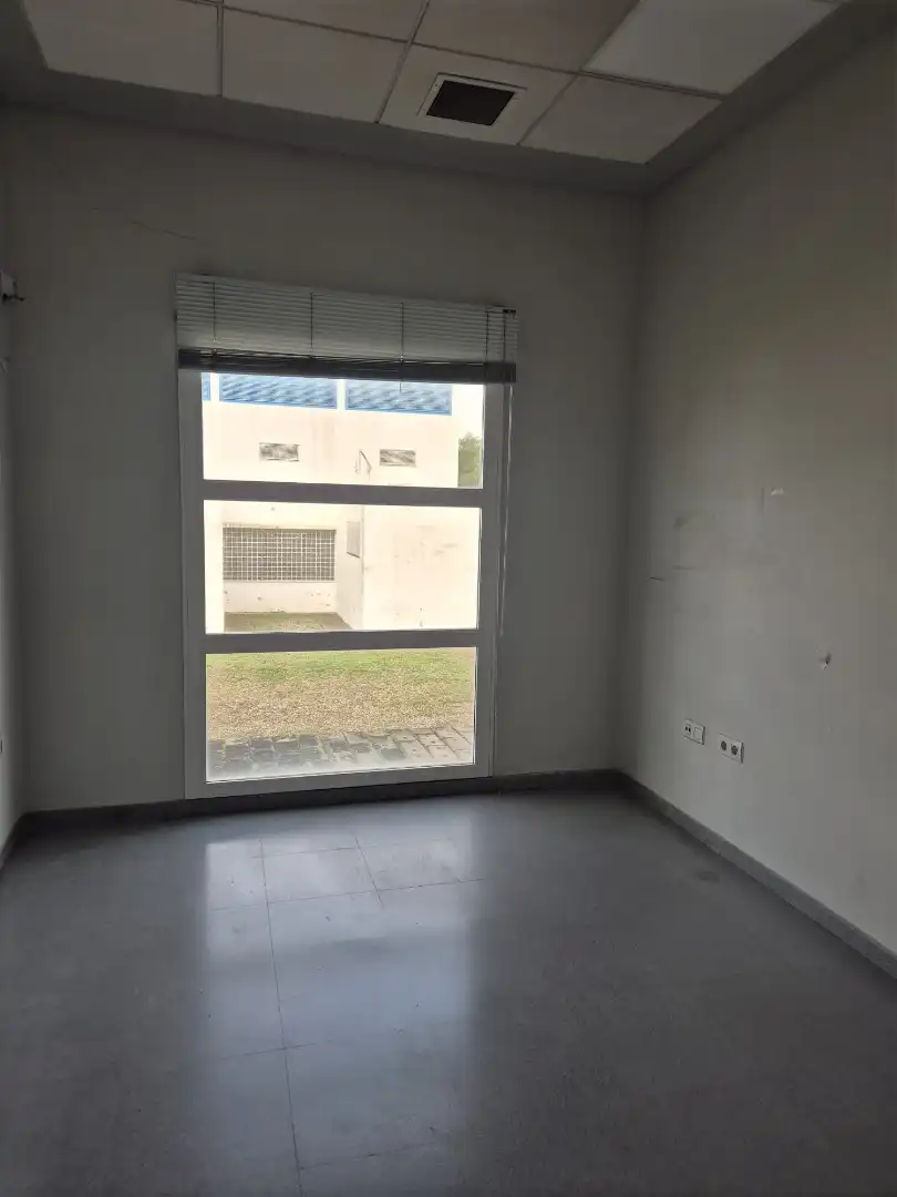 Schlafzimmer von Gebäude zur Miete in Tomares