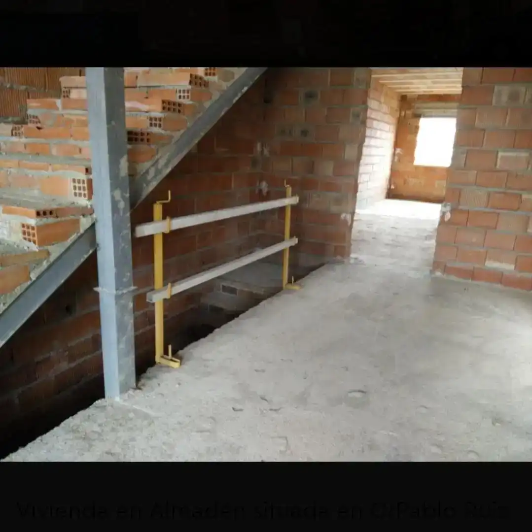 Dúplex en venda en Almadén