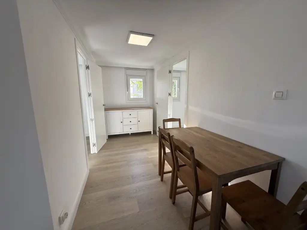 Dining room of Flat for rent in Sevilla  with Air Conditioner