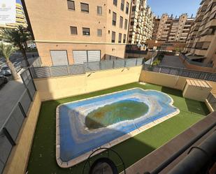 Piscina de Pis de lloguer en Elche / Elx amb Aire condicionat i Balcó