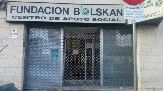 Local comercial en venda a C/ Arnal Cavero