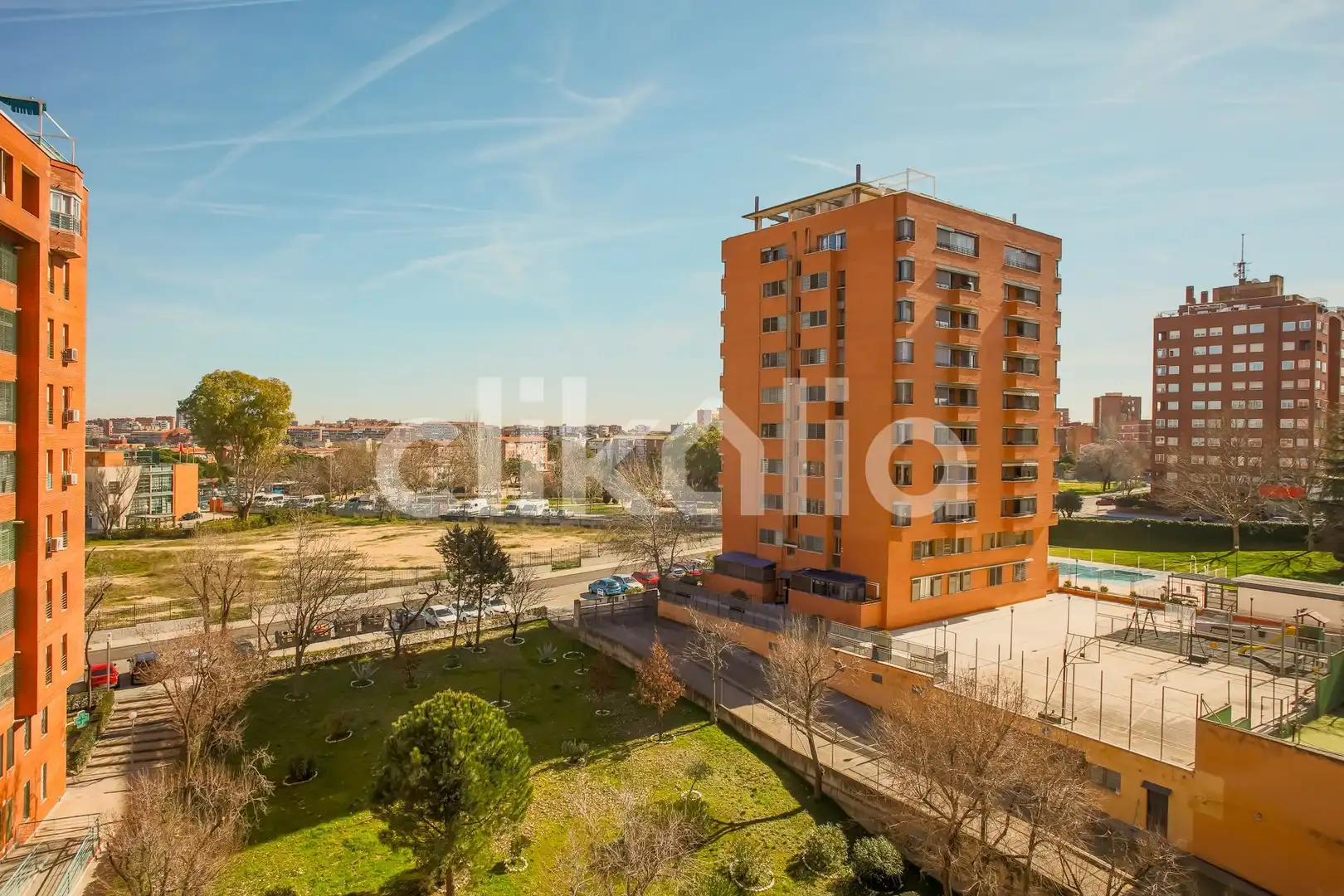 Vista exterior de Pis de lloguer en Madrid amb Calefacció