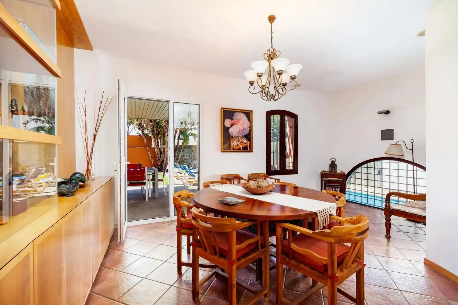 Chalet con piscina en venta en Núcleo urbano, imagen 6