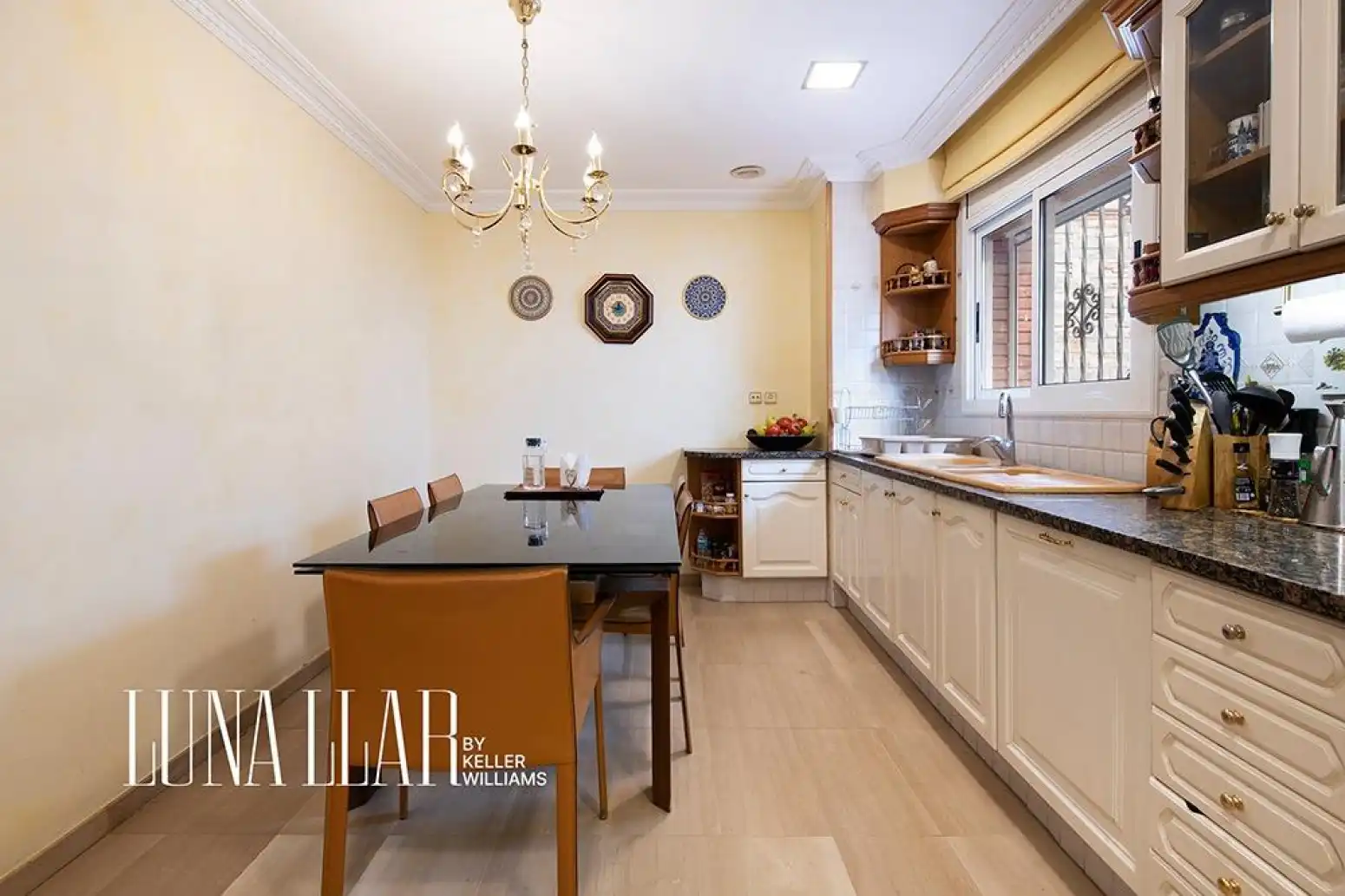 Kitchen of Houses for sale in Castelldefels  with Air Conditioner, Heating and Terrace