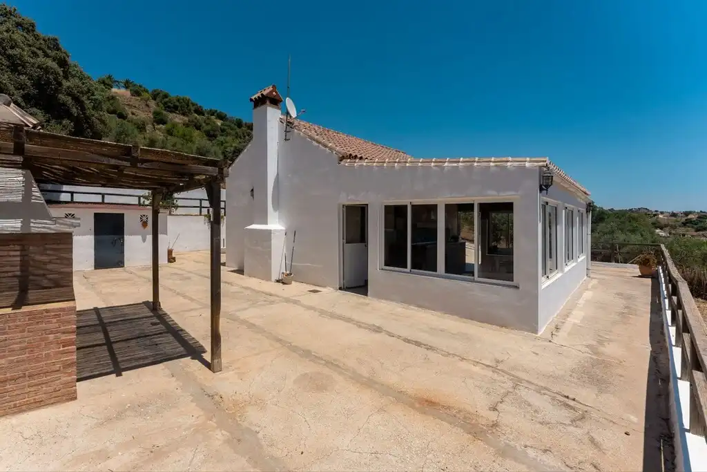 Casa rústica amb piscina en venda a Monda, imagen 32