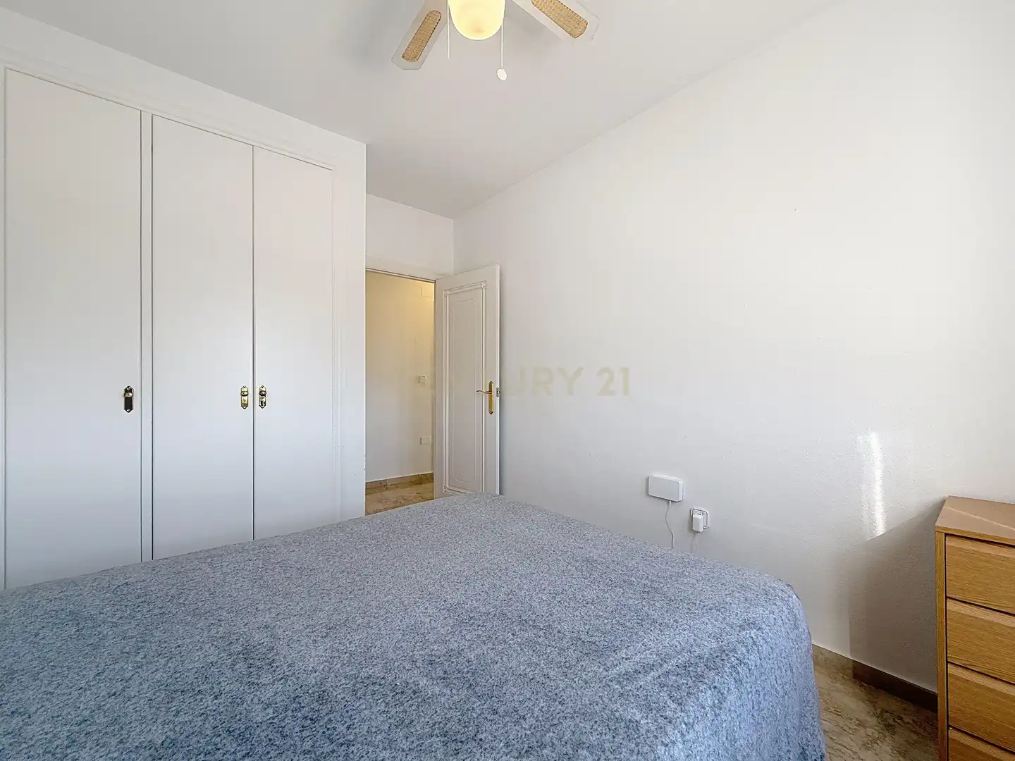 Dormitori de Apartament en venda en Orihuela amb Aire condicionat, Traster i Piscina comunitària