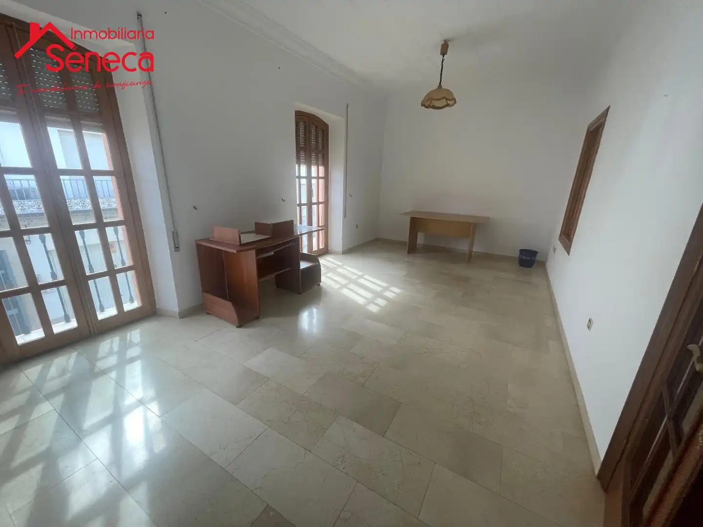 Living room of Detached homes for sale in El Carpio  with Air Conditioner, Heating and Furnished
