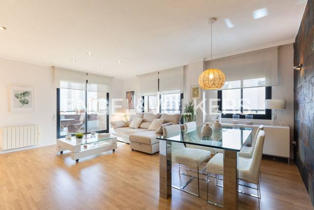 Apartamento en Alquiler en Avinguda de les Corts Valencianes en Sant Pau