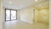 Flat for sale in Vic  with Air Conditioner, Heating and Terrace