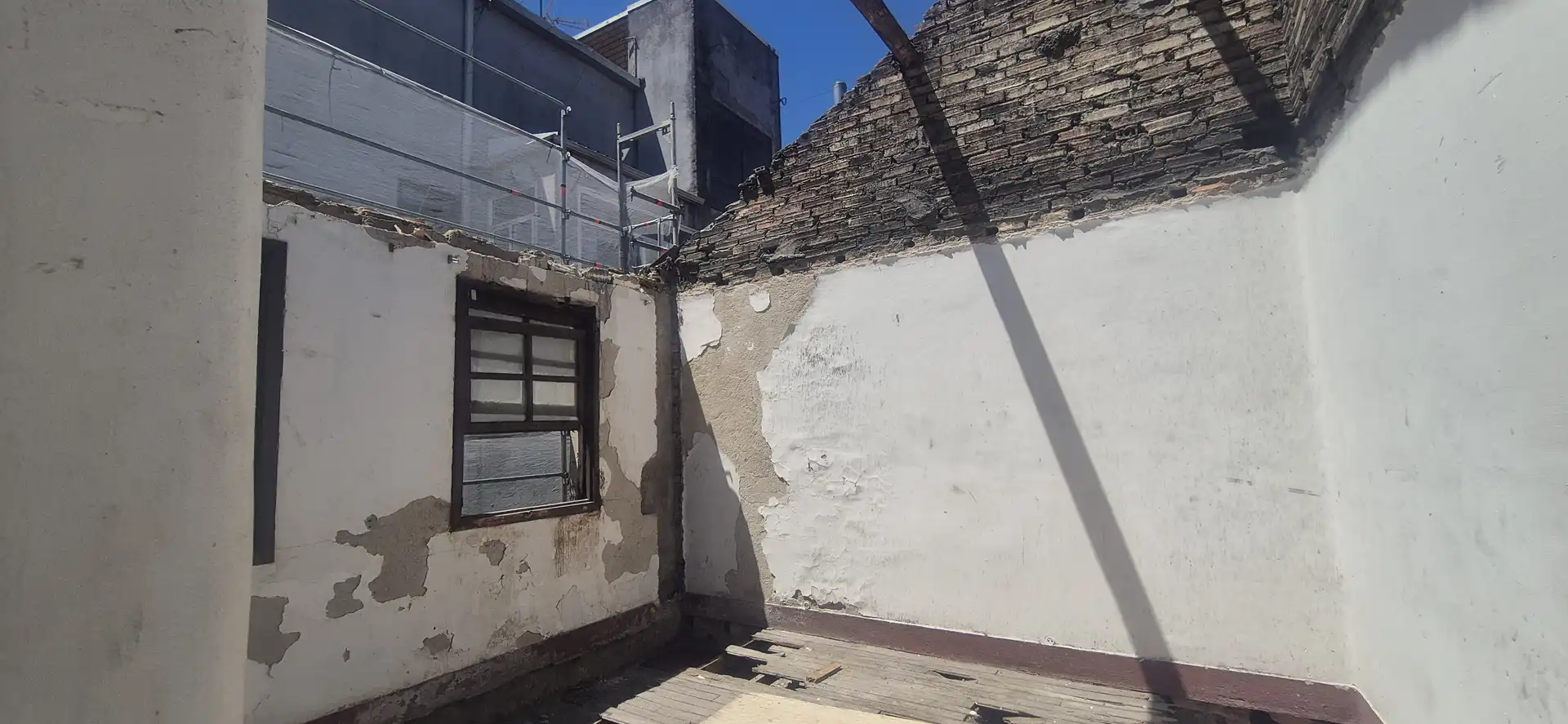 Vista exterior de Àtic en venda en Pontevedra Capital  amb Balcó
