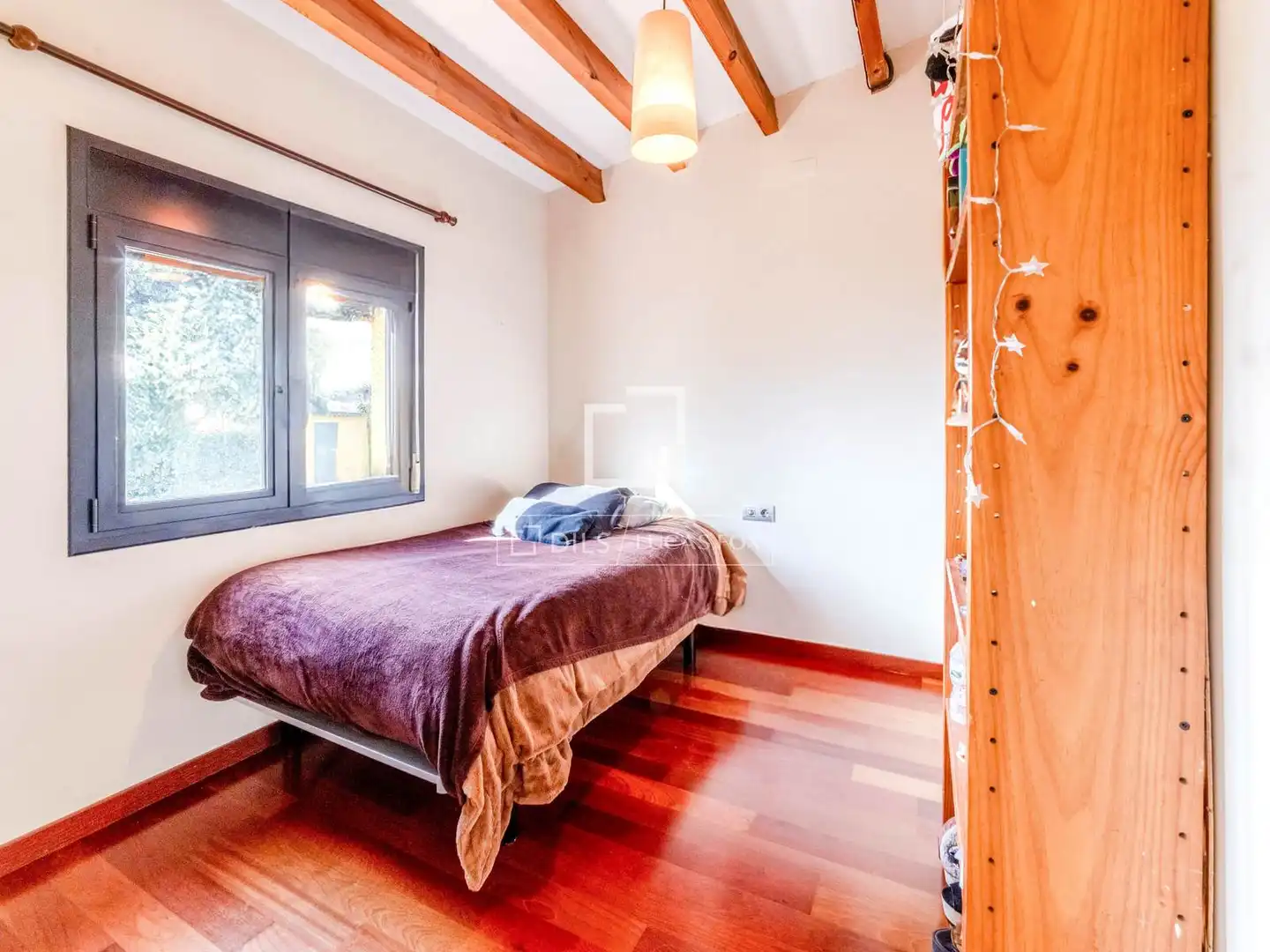 Habitación de Finca rústica en venta en Castellví de la Marca con Calefacción, Jardín privado y Terraza