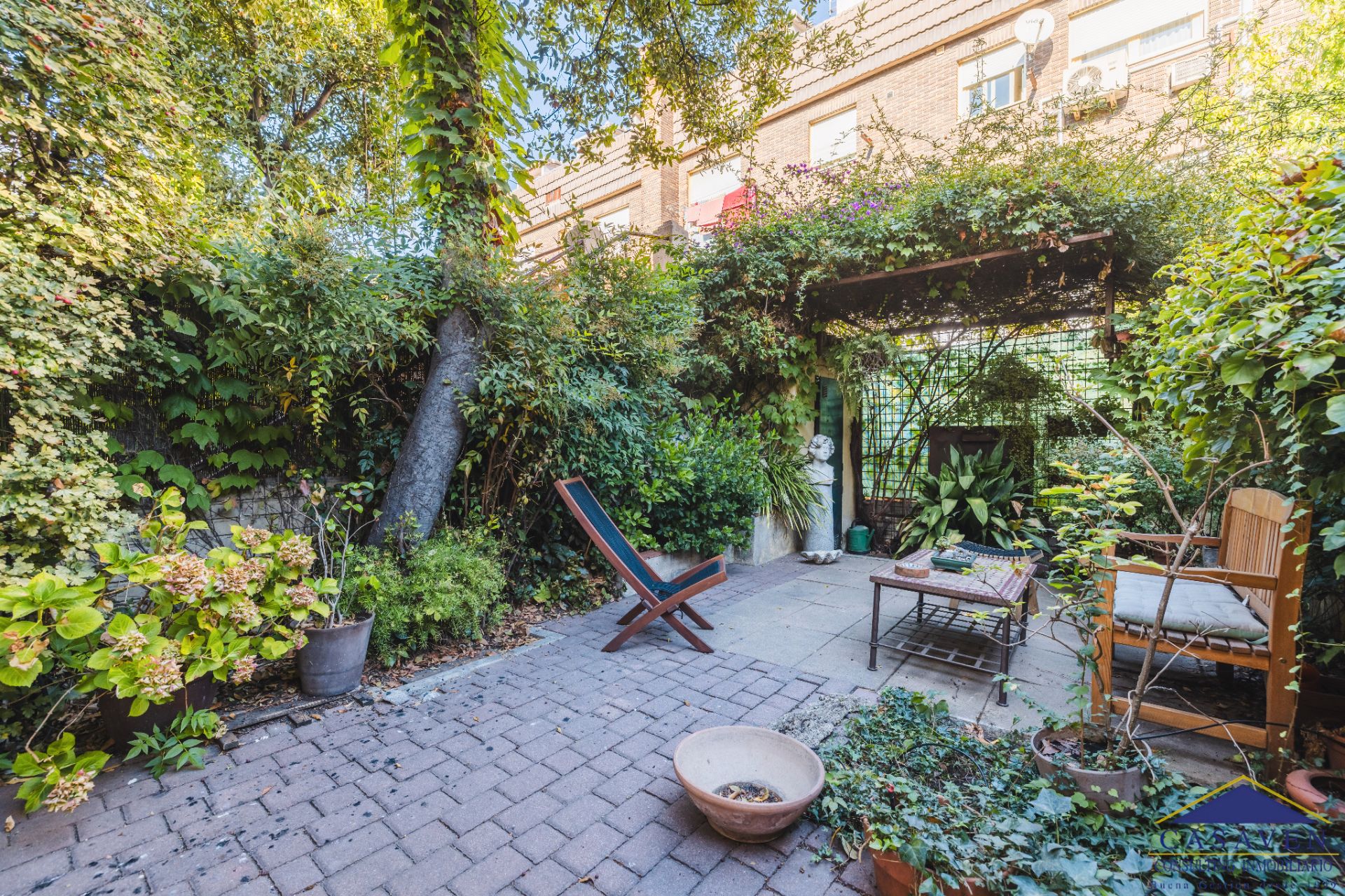Terrace of House or chalet for sale in  Madrid Capital  with Air Conditioner, Heating and Private garden