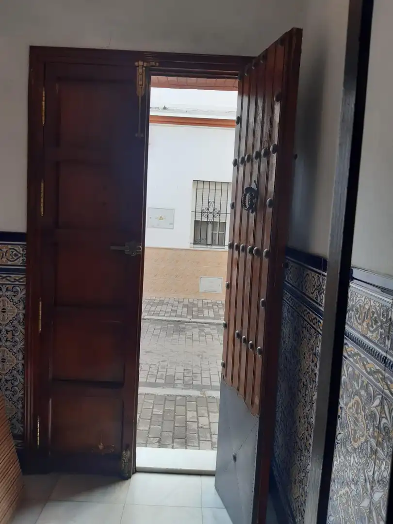 Exterior view of Houses for sale in Sevilla  with Air Conditioner