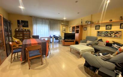 Living room of House or chalet for sale in  Barcelona Capital  with Air Conditioner, Terrace and Balcony