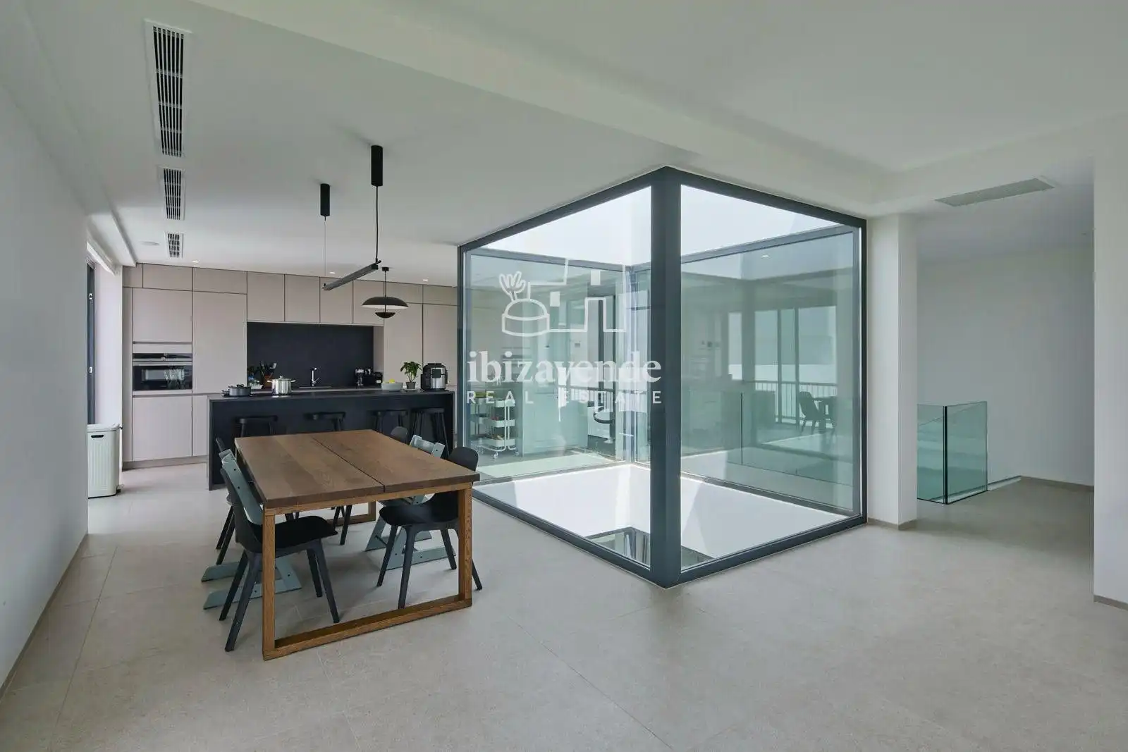 Casa o chalet de alquiler en Santa Eulària des Riu con Aire acondicionado, Calefacción y Jardín privado