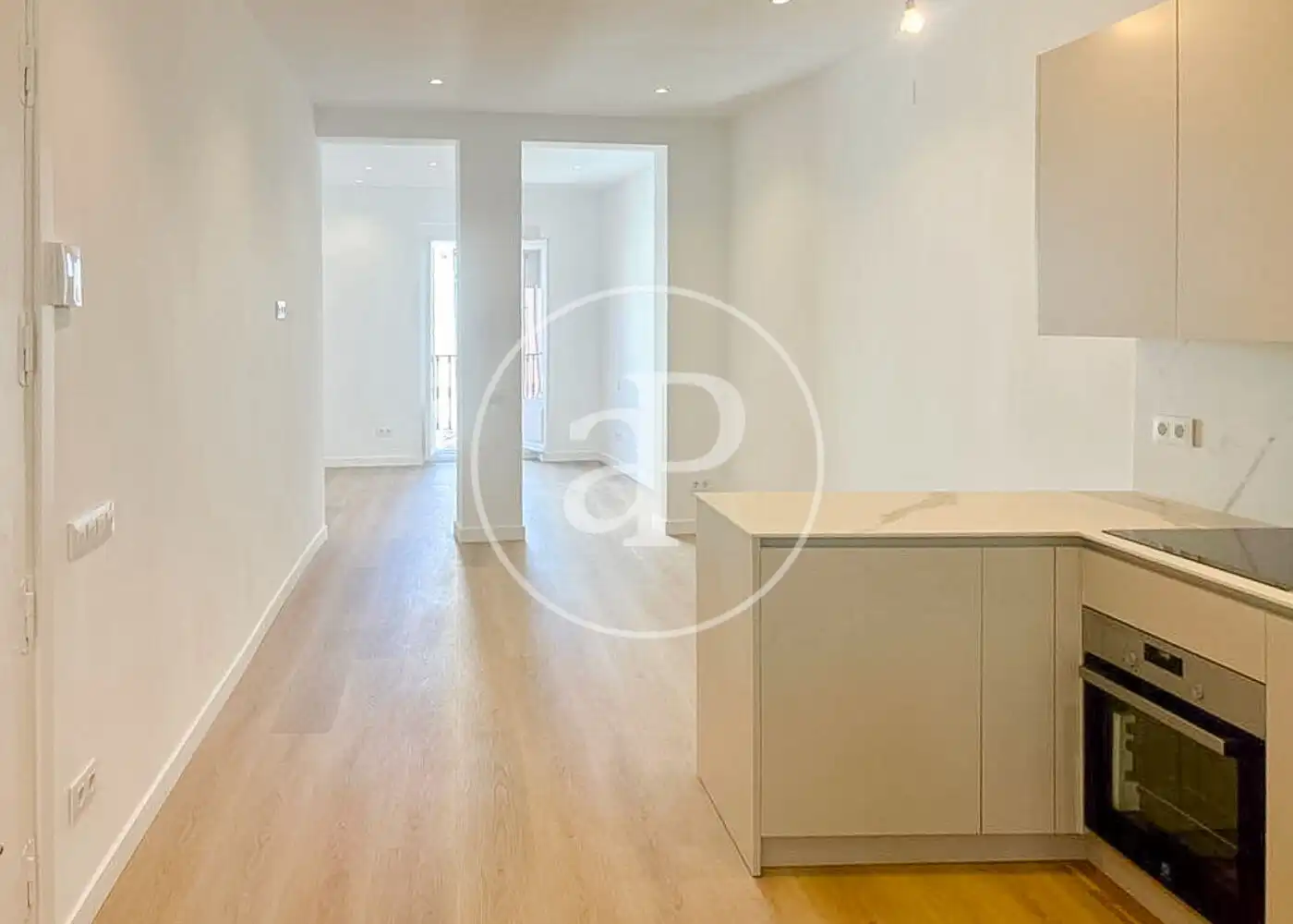 Flat for sale in Madrid  with Air Conditioner, Heating and Balcony