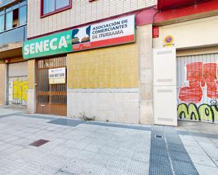 Vista exterior de Local en venda en  Pamplona / Iruña amb Terrassa