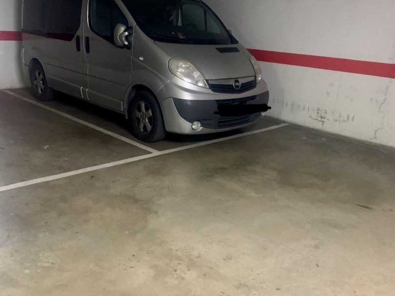 Parking de Garaje de alquiler en Girona Capital