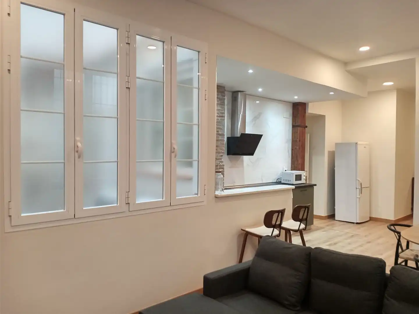 Cocina de Apartamento de alquiler en Málaga con Aire acondicionado y Amueblado