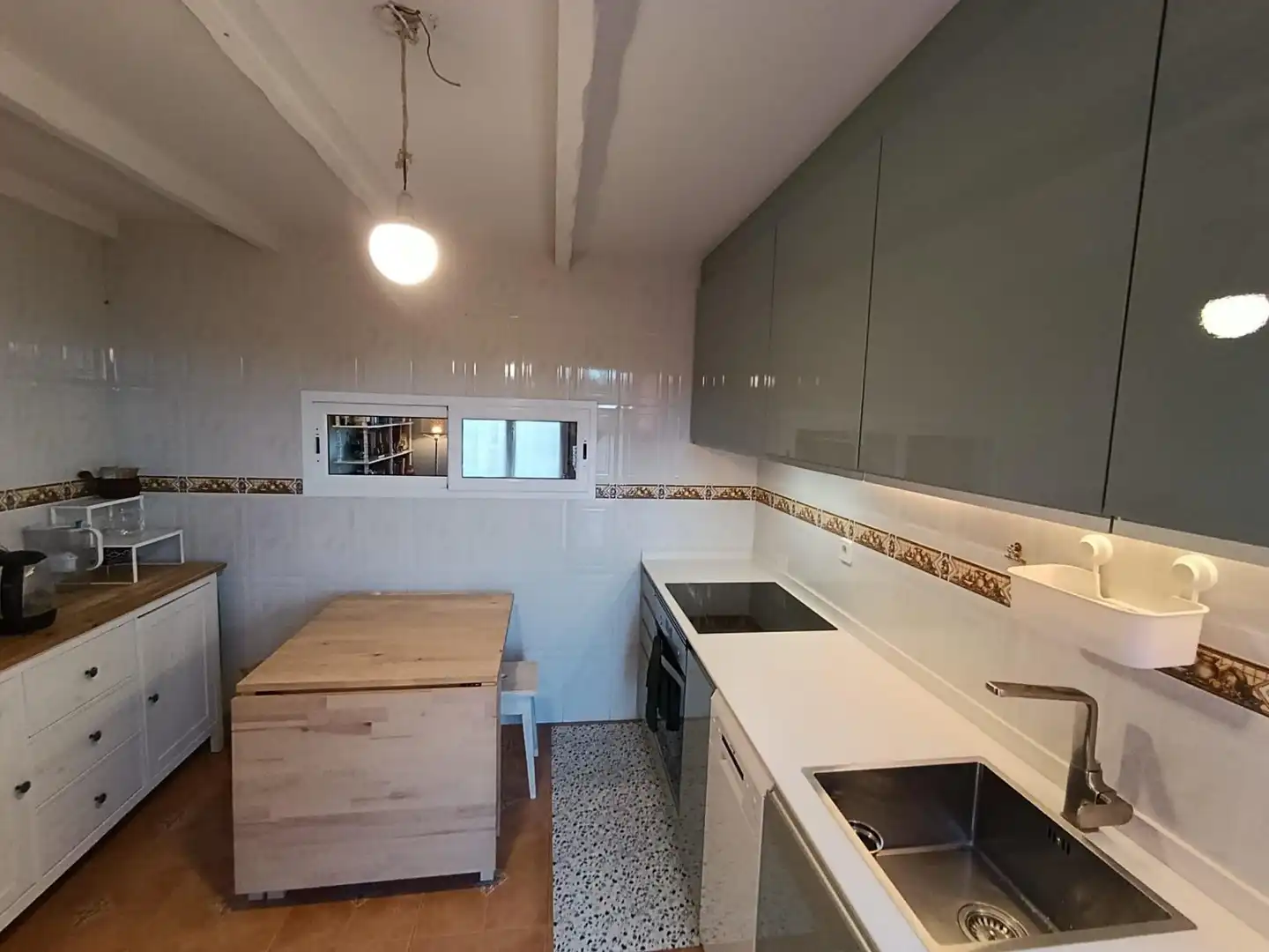 Cocina de Casa o chalet en venta en Avilés con Terraza, Trastero y Amueblado