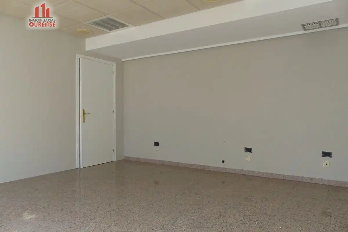 Office for rent in Ourense Capital   with Air Conditioner and Heating