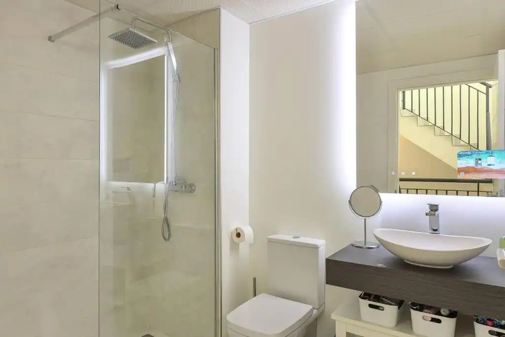Bathroom of Detached homes for sale in Manilva  with Air Conditioner, Private garden and Terrace