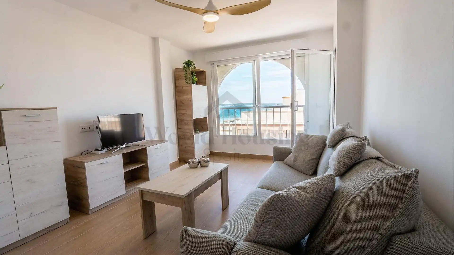 Sala d'estar de Apartament en venda en Santa Pola amb Aire condicionat, Calefacció i Moblat
