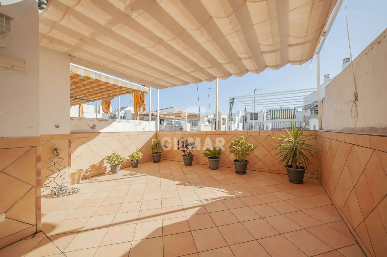 Terraza de Casa adosada en venta en Sevilla con Calefacción