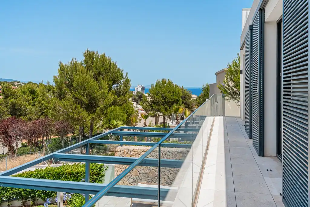 Terrace of Detached homes for sale in Calvià  with Air Conditioner, Private garden and Terrace